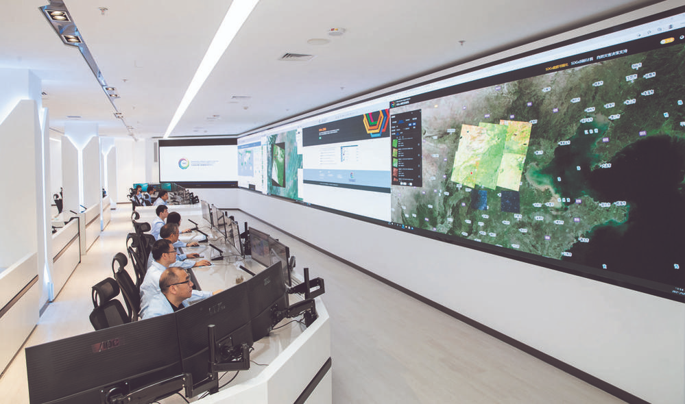 新基建、商圈裸眼3D，2022年顯示市場第二增長曲線？