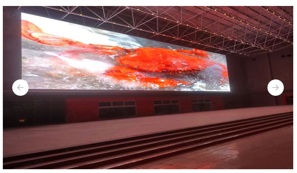 湖北新疆XX會展中心    戶外格柵屏    520㎡
